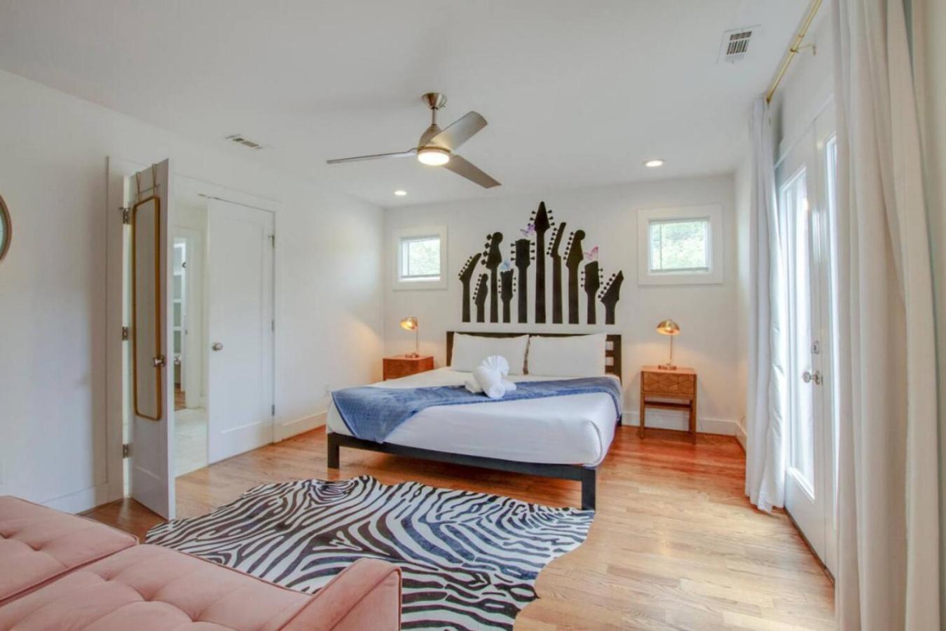 Howdy House New And Trendy With Rooftop Deck Nashville Esterno foto