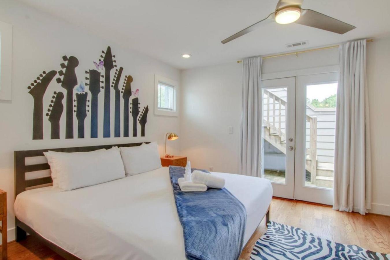 Howdy House New And Trendy With Rooftop Deck Nashville Esterno foto